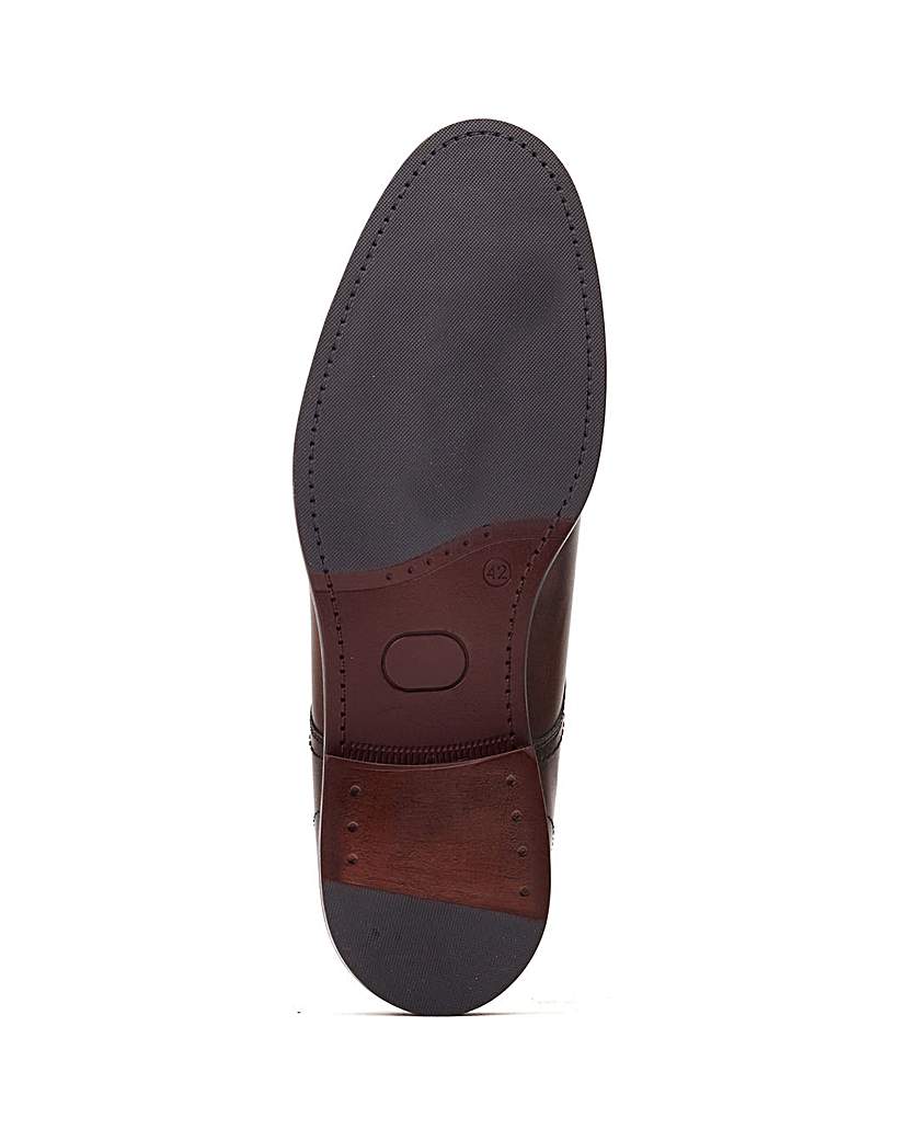 Base London Drake Waxy Shoe