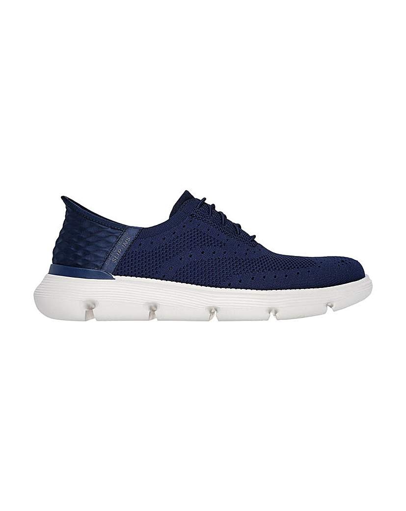 New In - Skechers Garza Palma Shoe