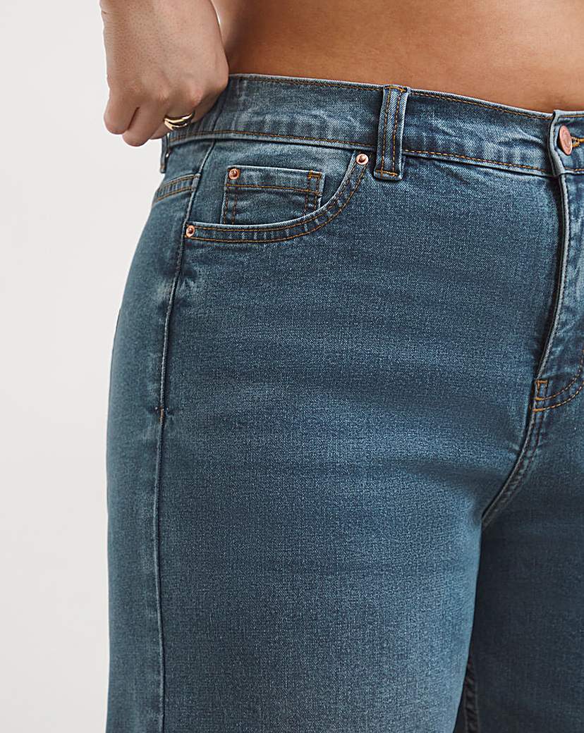 Light Mid Wash 24/7 Wide Leg Jeans