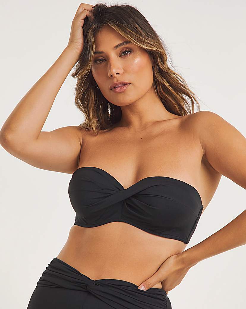 MAGISCULPT Twist Front Bikini Top