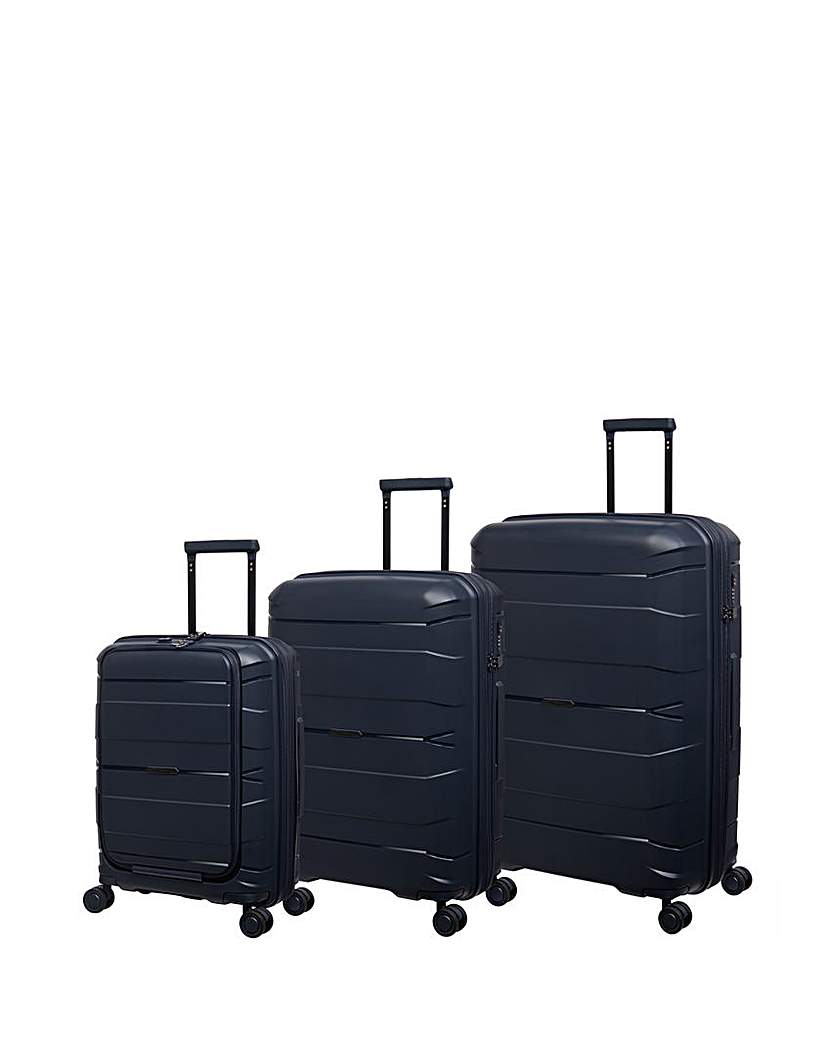 IT Luggage Momentous Suitcase Set