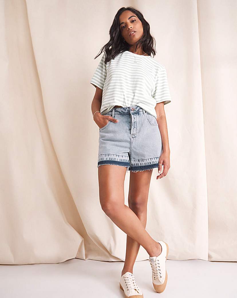 Anise Iris Released Hem Denim Shorts