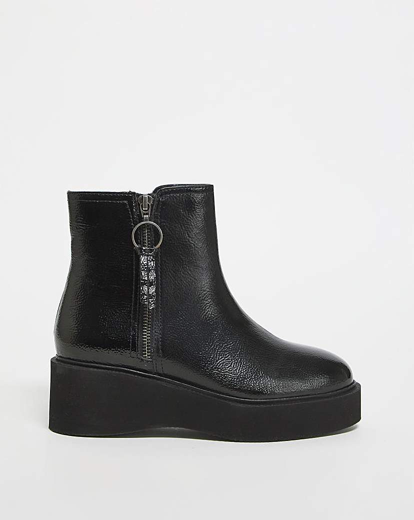 Flatform Zip Ankle Boots Ex Wide