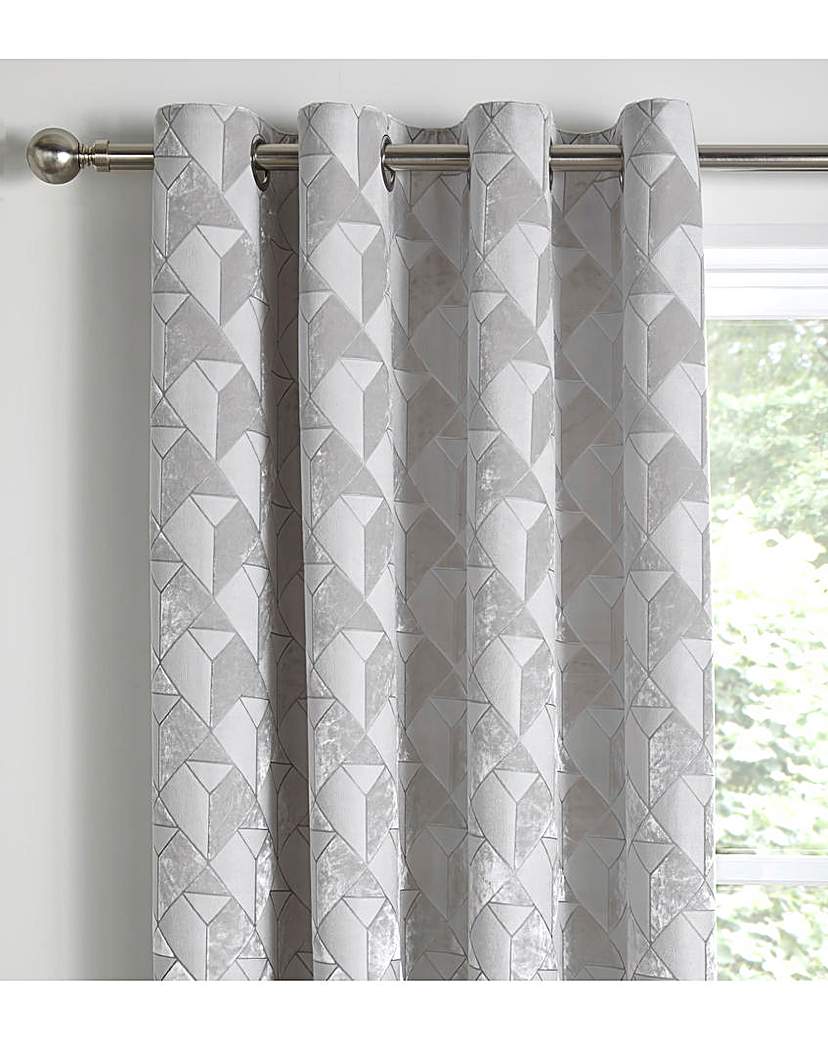 Quentin Jacquard Velvet Eyelet Curtains