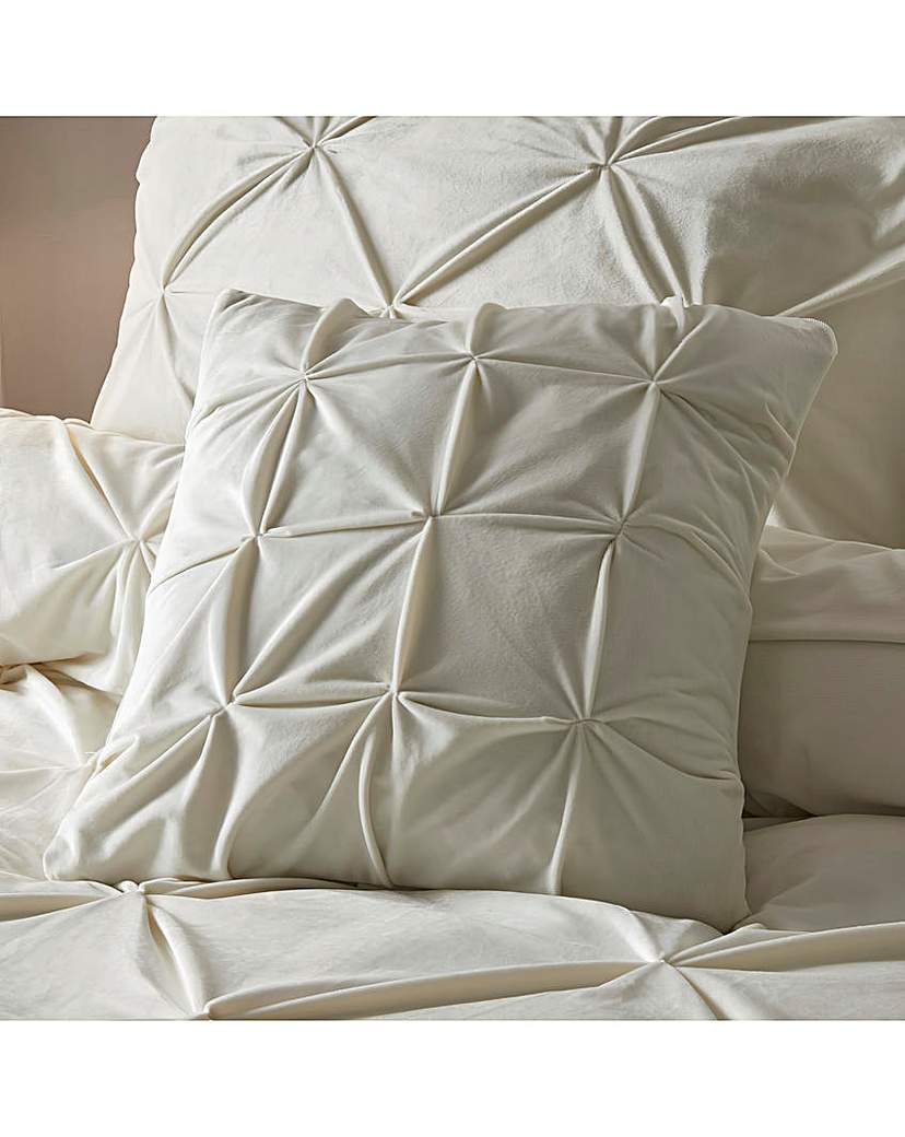 Mira Velvet Pinch Pleat Cushion