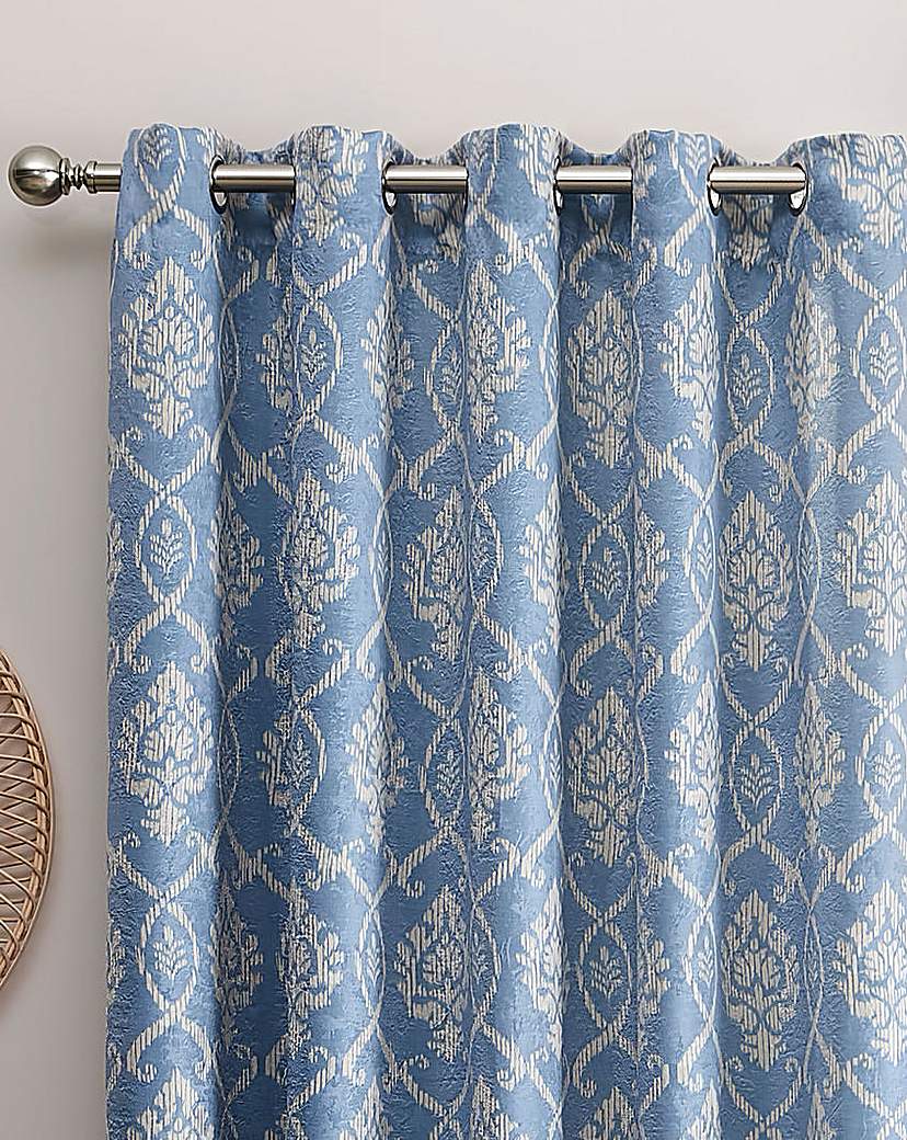 Vivianna Light Filtering Eyelet Curtains