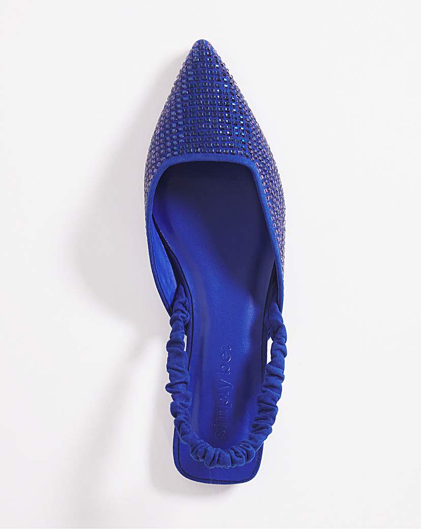 Embellished Flat Shoes Wide