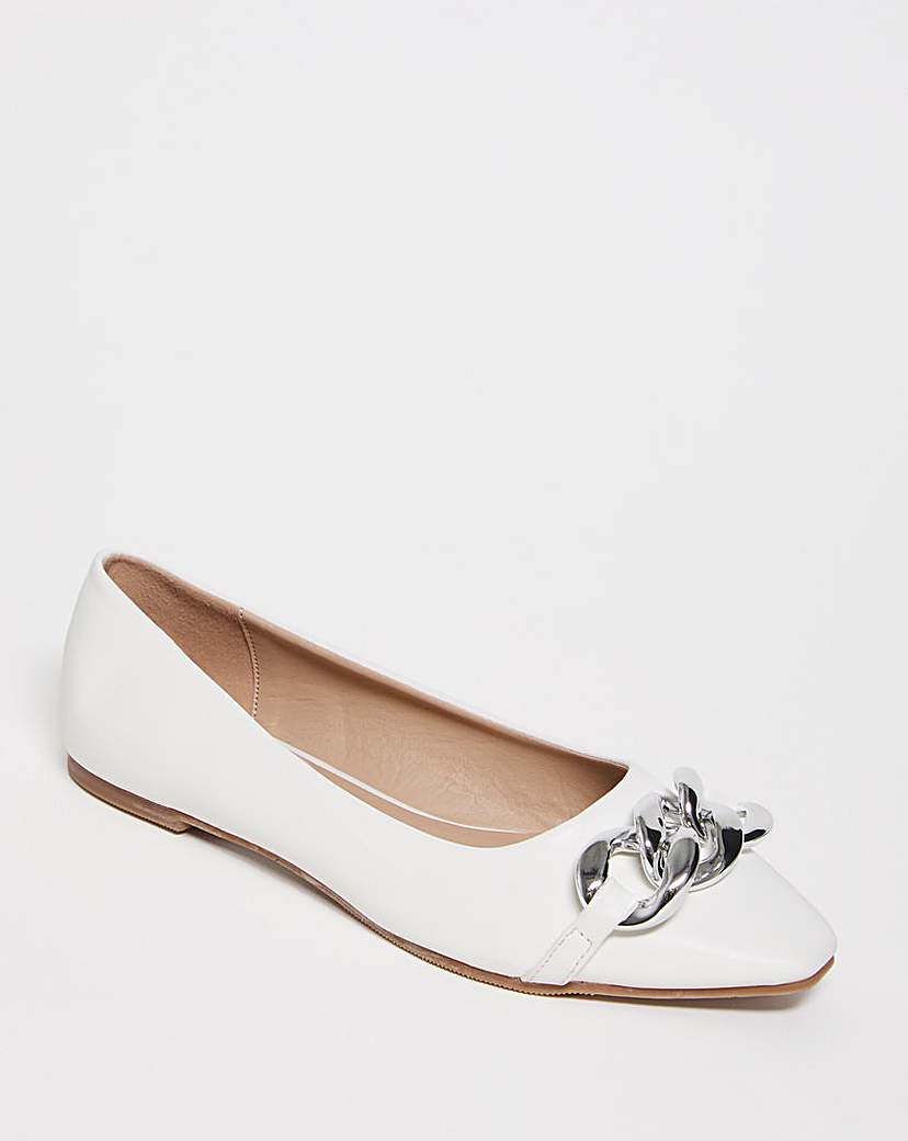 Chain Trim Square Toe Ballerina ExWide