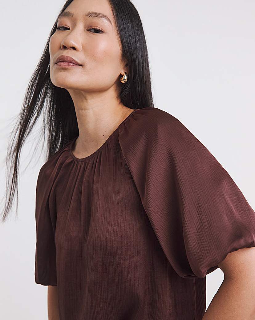 New In - Satin Bubble Sleeve Top
