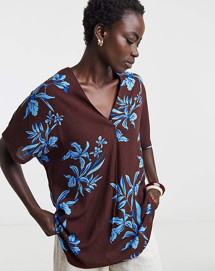New In - Printed Crinkle Tunic