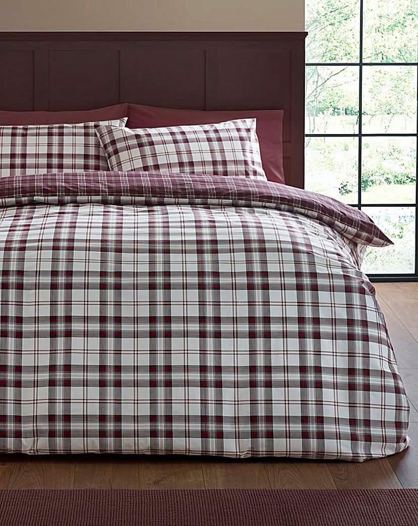 New In - Catherine Lansfield Kelso Duvet Set