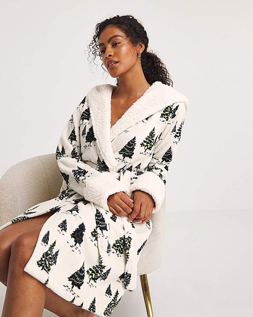 Chelsea Peers Christmas Tree Fleece Gown