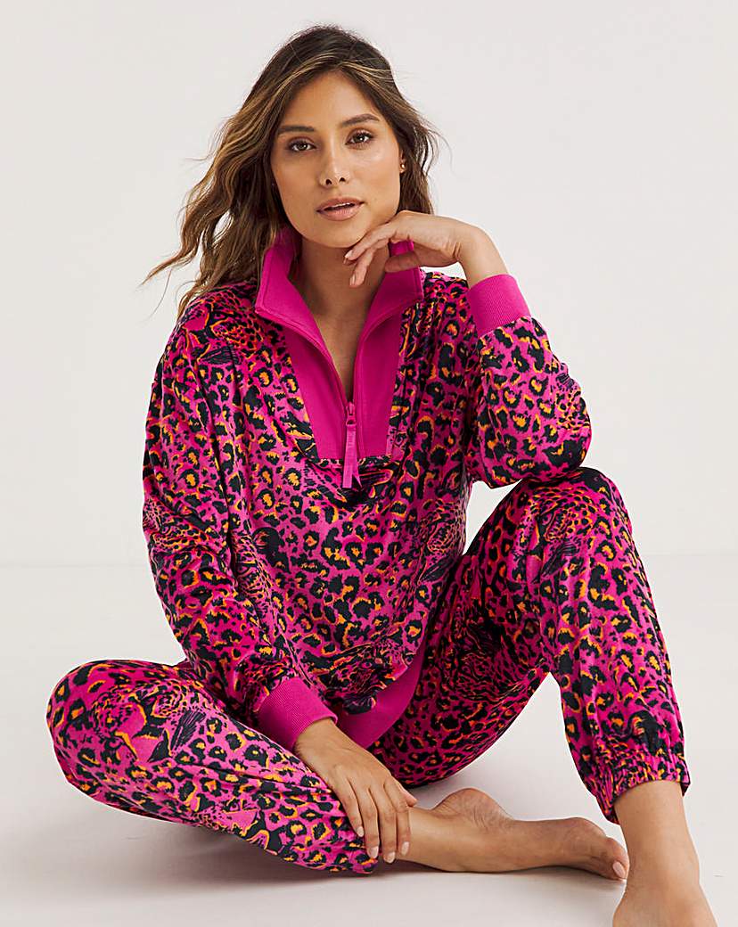 Chelsea Peers Velour Leopard PJ Set