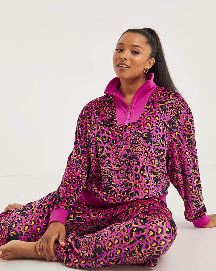 Chelsea Peers Velour Leopard PJ Set