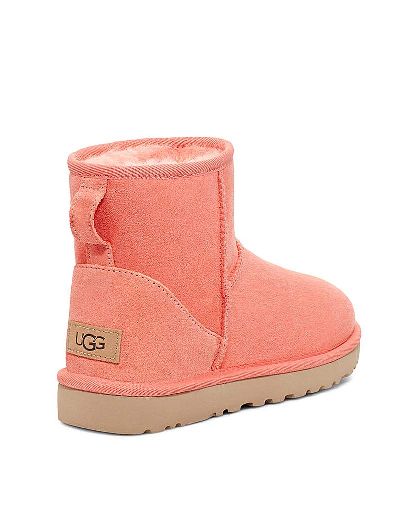 Ugg Classic Mini Short Boots Standard - Womens - Size 5 - Ugg Shoes - Easy Wear 
