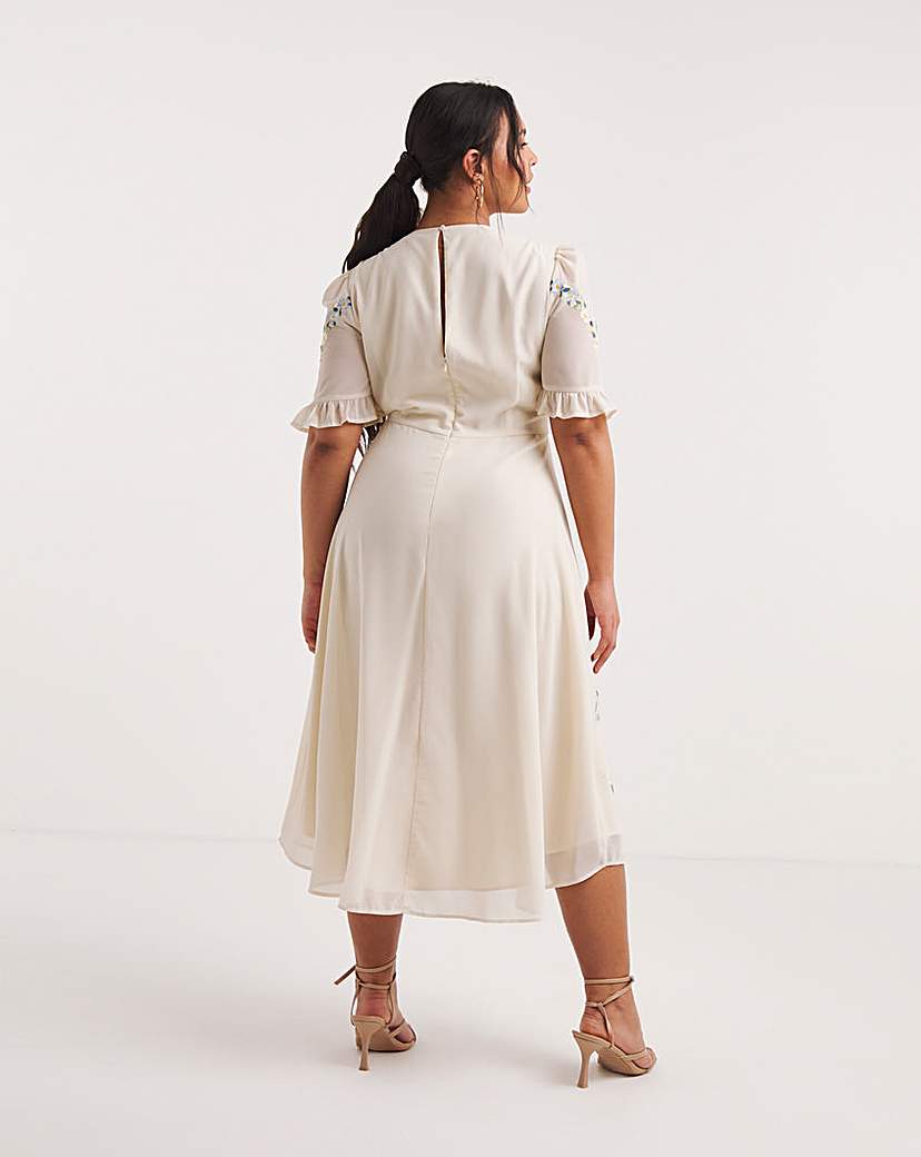 Hope & Ivy Astrid Floral Midi Dress