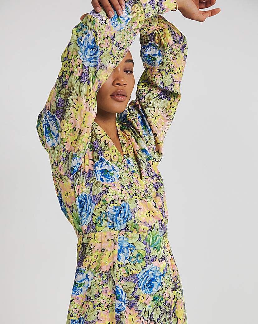 Hope & Ivy Katie Floral Midi Dress