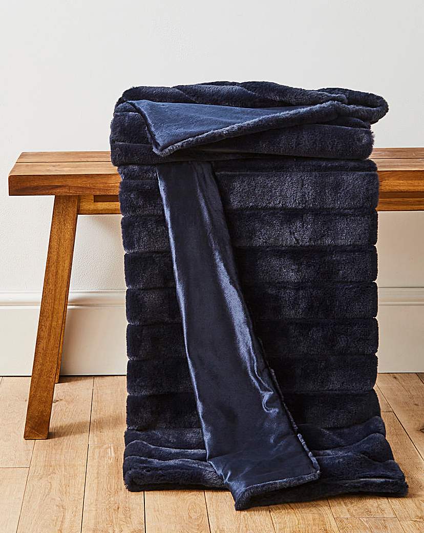 New In - Large Ribbed Faux Fur Throw - Navy