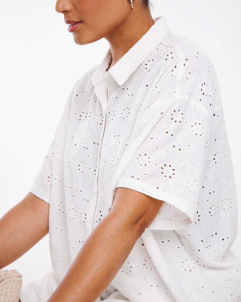 Broderie Beach Co- Ord