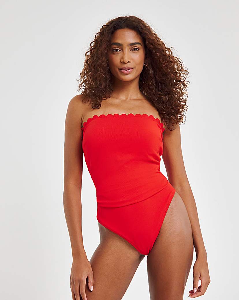 MAGISCULPT Contour Me Bandeau Swimsuit