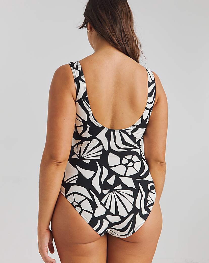 MAGISCULPT Illusion Swimsuit