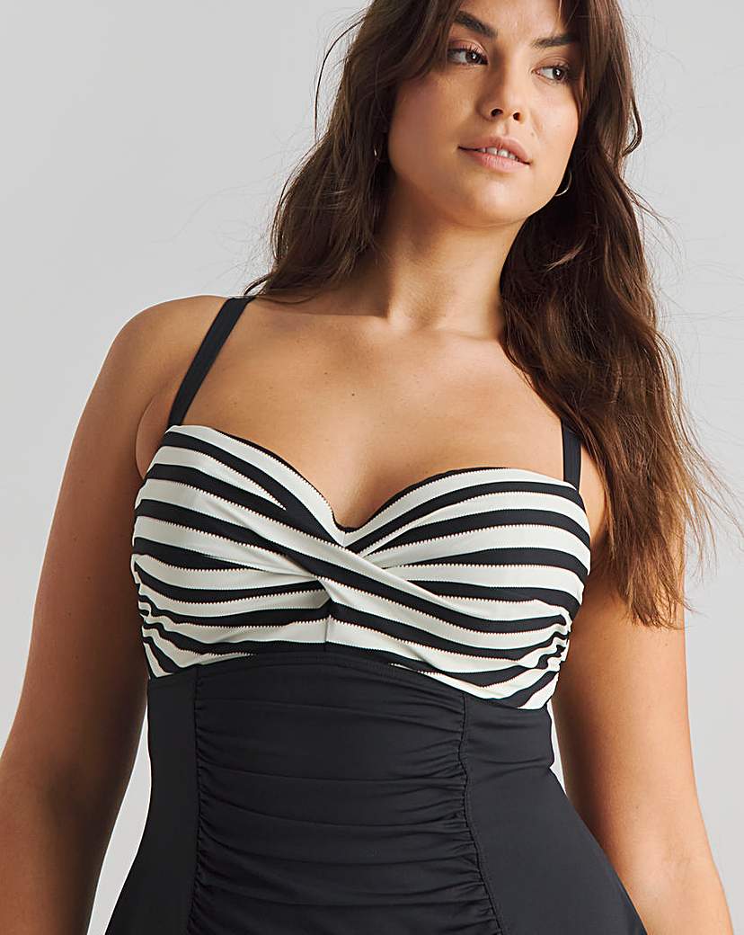 MAGISCULPT Underwired Swimdress