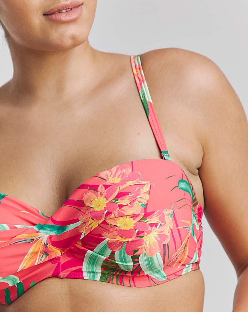 MAGISCULPT Twist Front Bikini Top