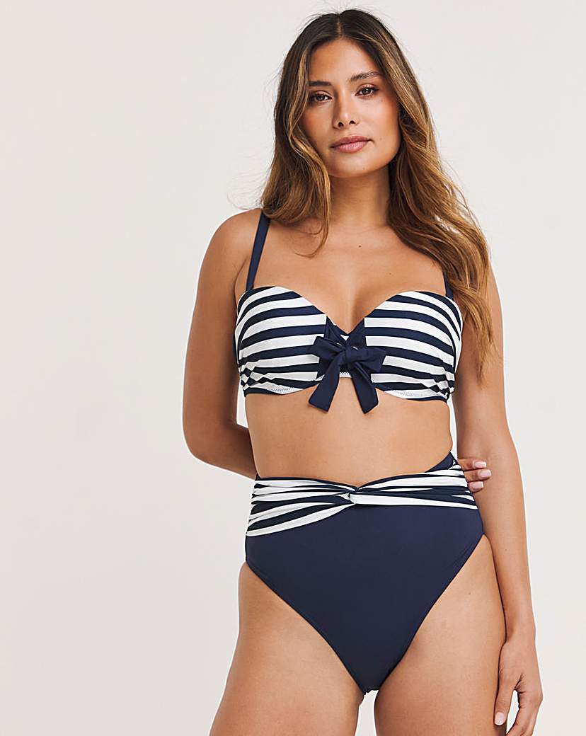 MAGISCULPT Twist Front Bikini Brief