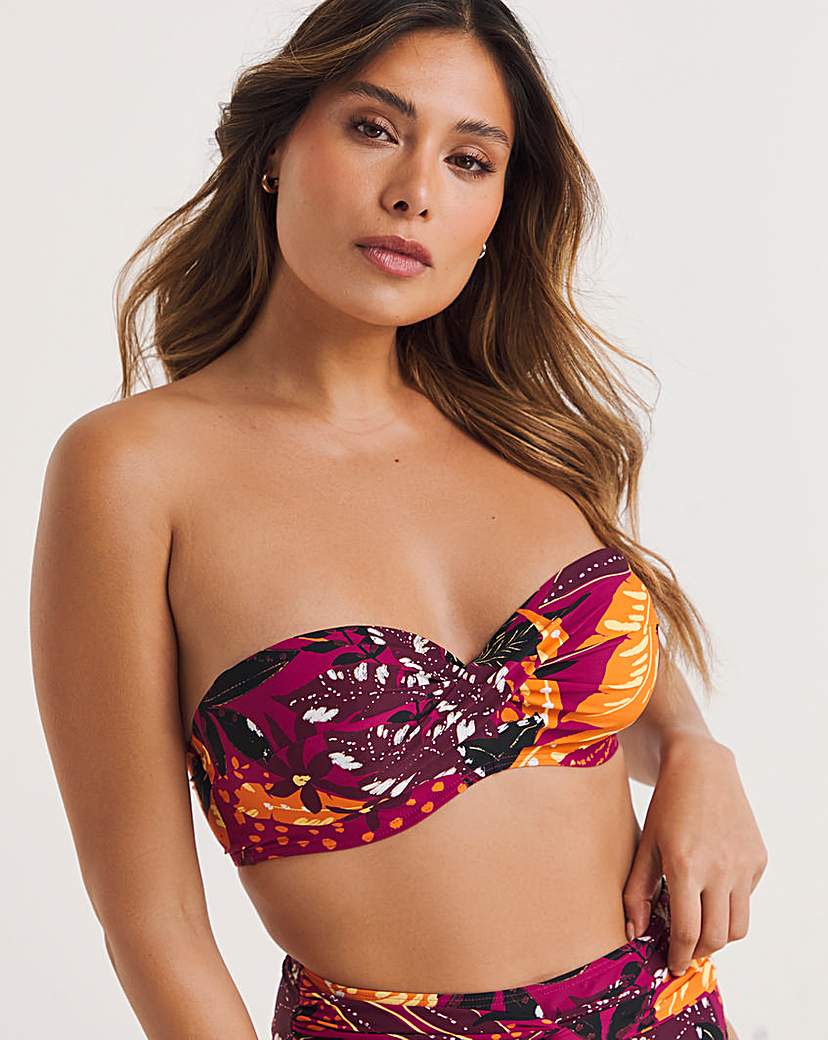 MAGISCULPT Twist Front Bikini Top