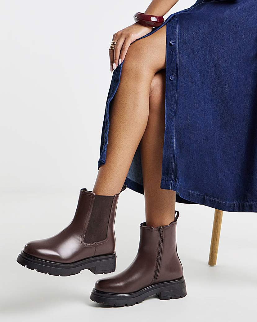 Chunky Chelsea Ankle Boot Ex Wide