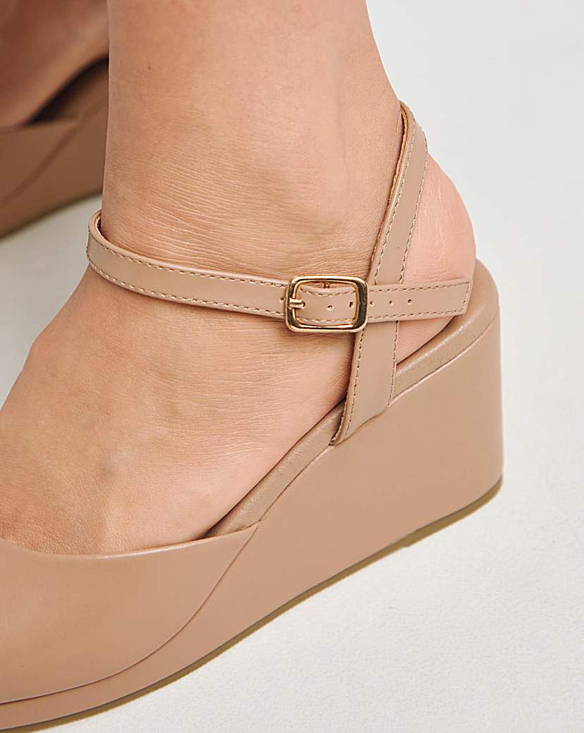 Barely There Wedge Sandal Ex Wide