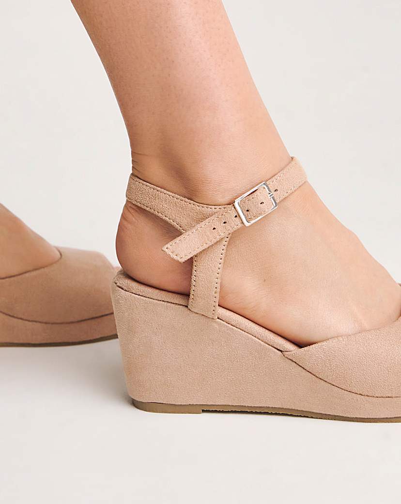 Barely There Wedge Sandal Ex Wide