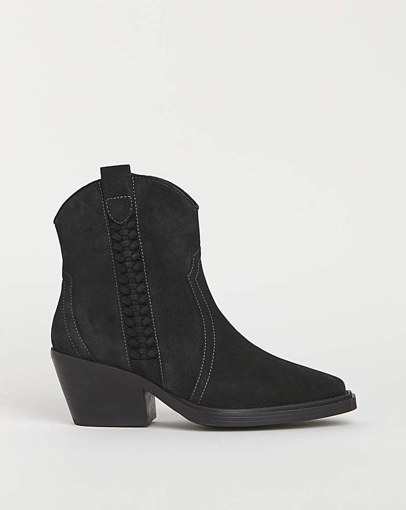 Braided Western Boot Wide