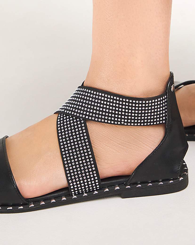 Stretch Cross Upper Flat Sandal Wide