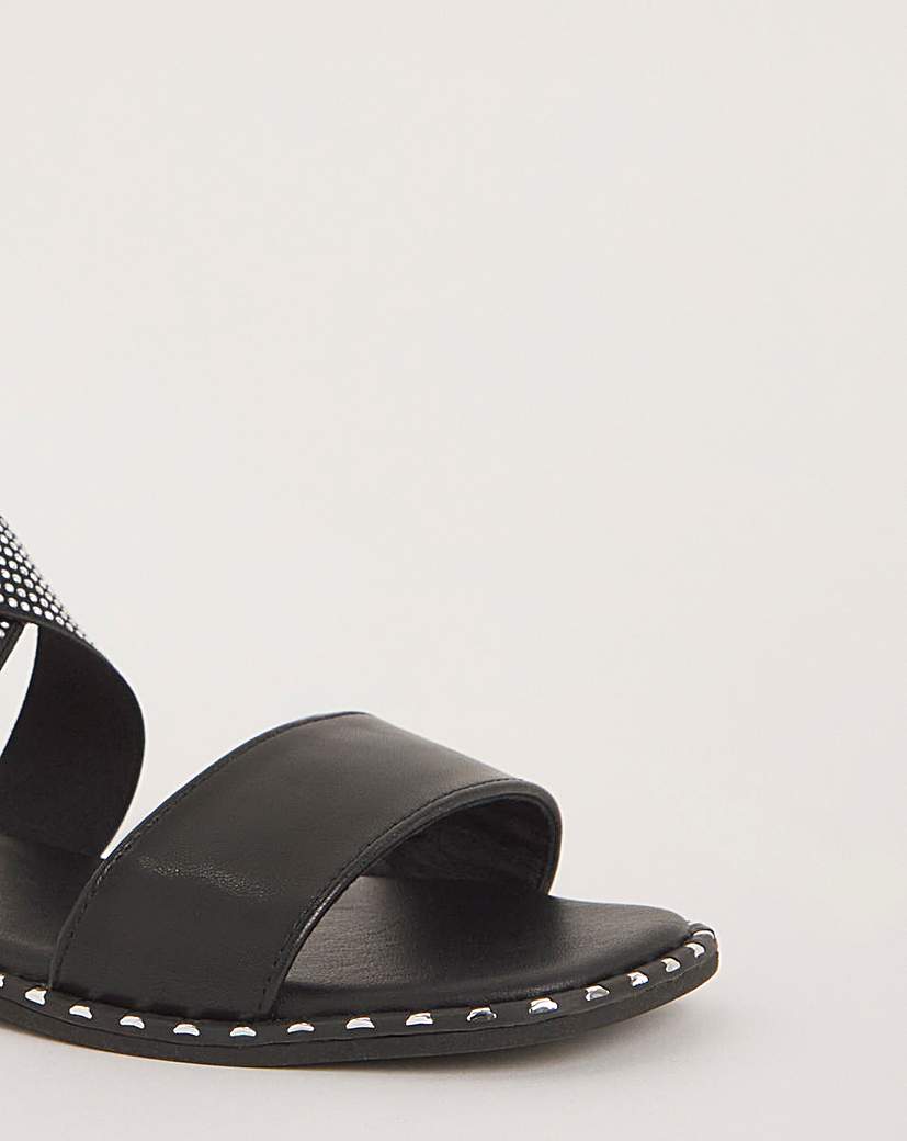 Stretch Cross Upper Flat Sandal Wide