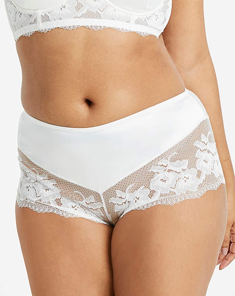 Image of Simply Be Savanna White Satin Lace Short