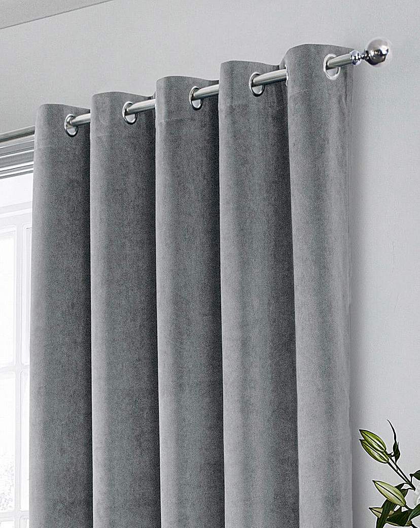 Hampton Velvet Curtain