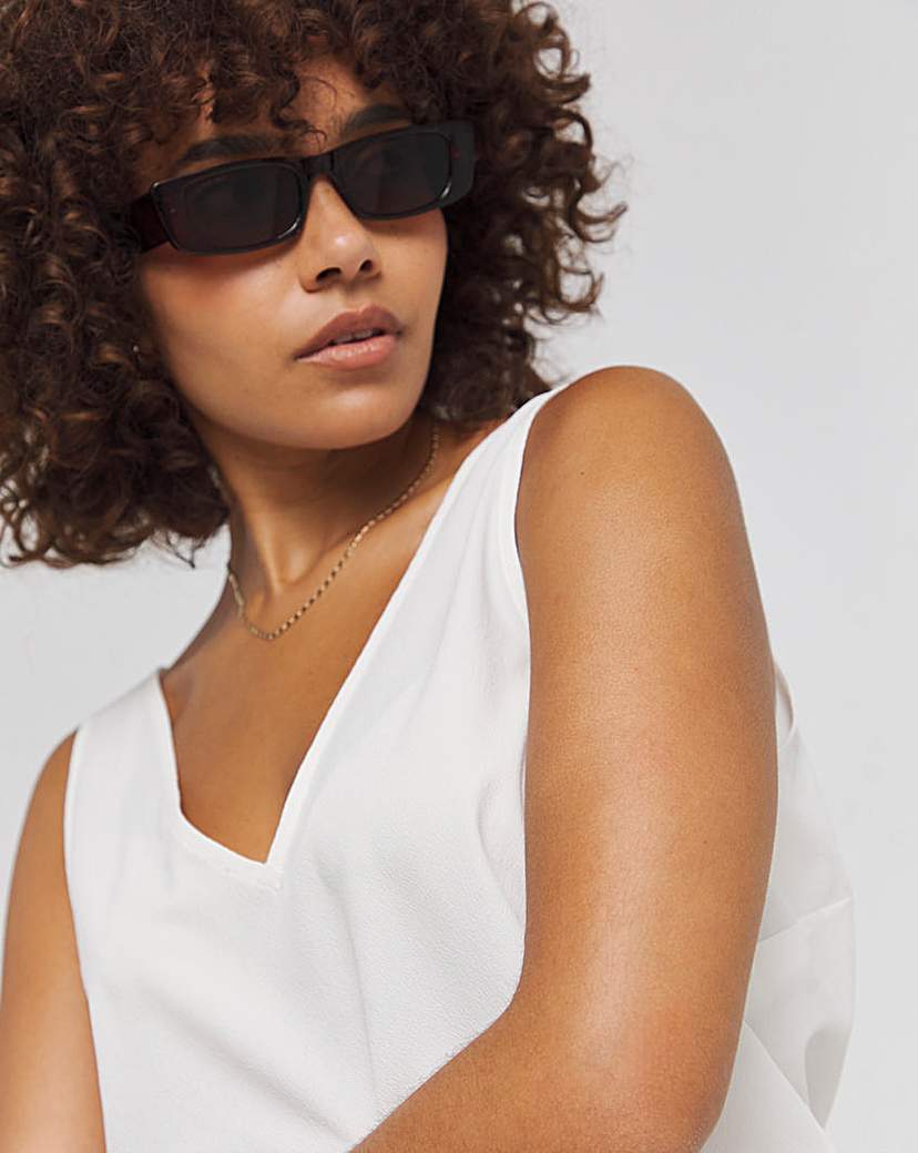 White V Neck Vest
