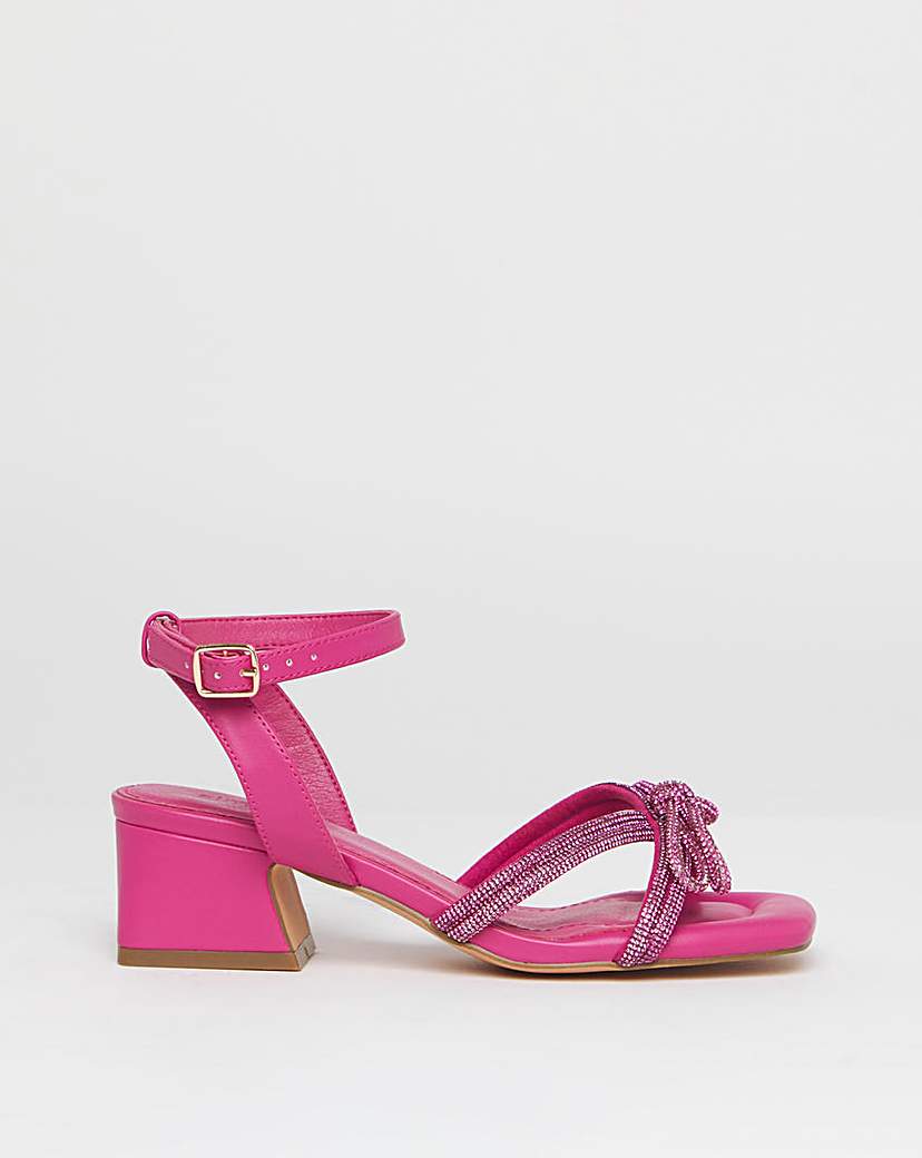New In - Diamante Bow Low Block Heel Extra Wide