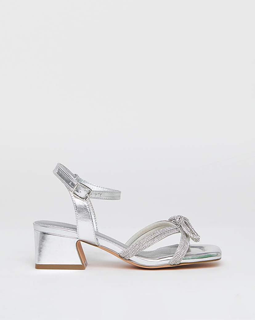 New In - Diamante Bow Low Block Heel Extra Wide
