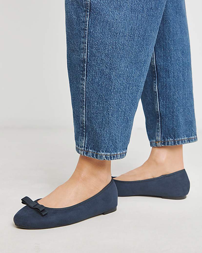 Classic Ballerina Bow Shoe Extra Wide