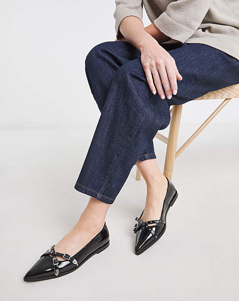 New In - Point Buckle Ballerina Wide
