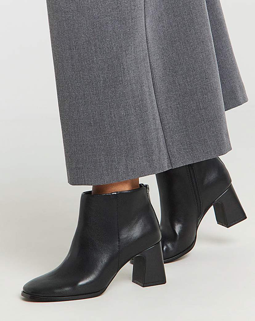 New In - Outside Zip Ankle Boot Wide