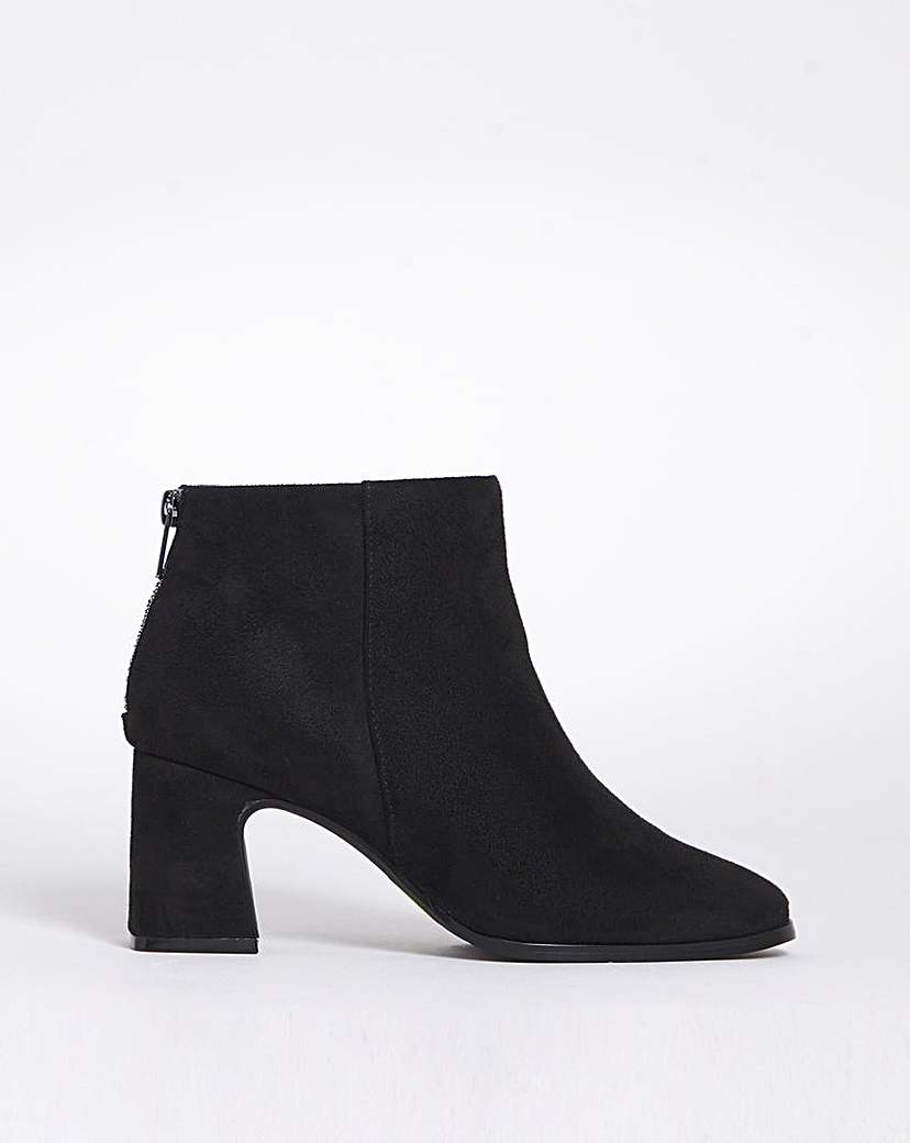 New In - Outside Zip Ankle Boot Wide