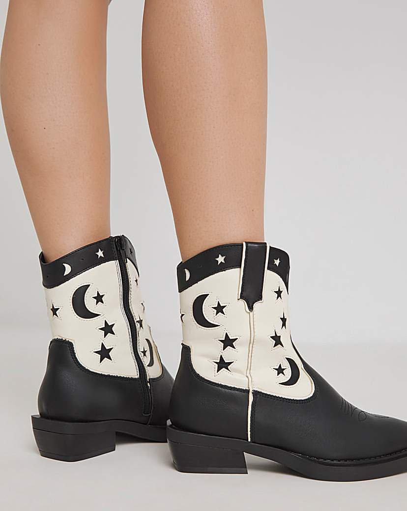 Moon and Star Western Ankle Boot Wide