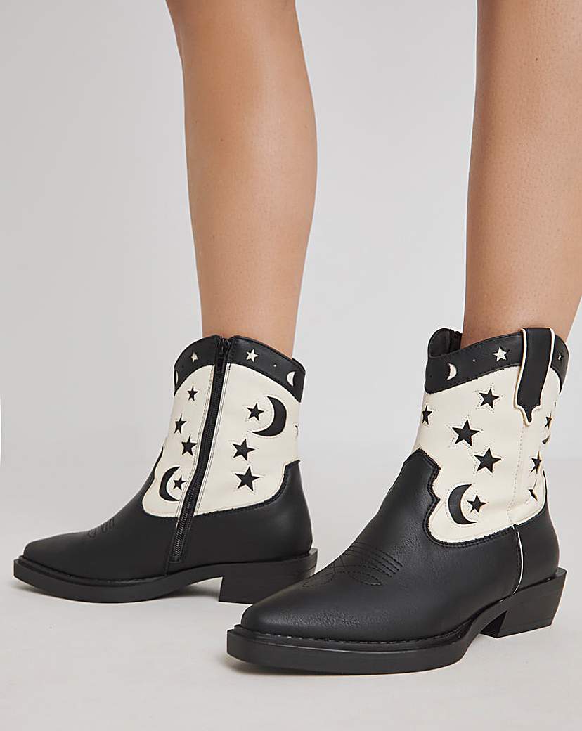 Moon and Star Western Ankle Boot Wide