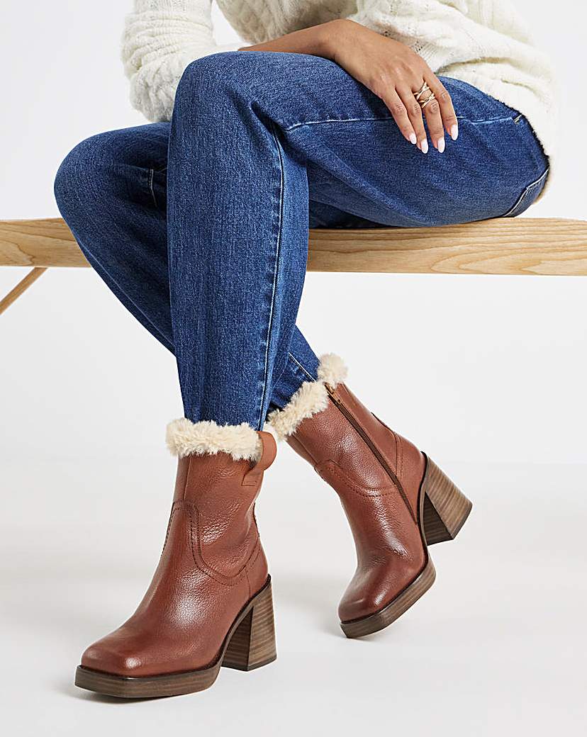 Leather Fur Lined Platform Boot Ex Wide