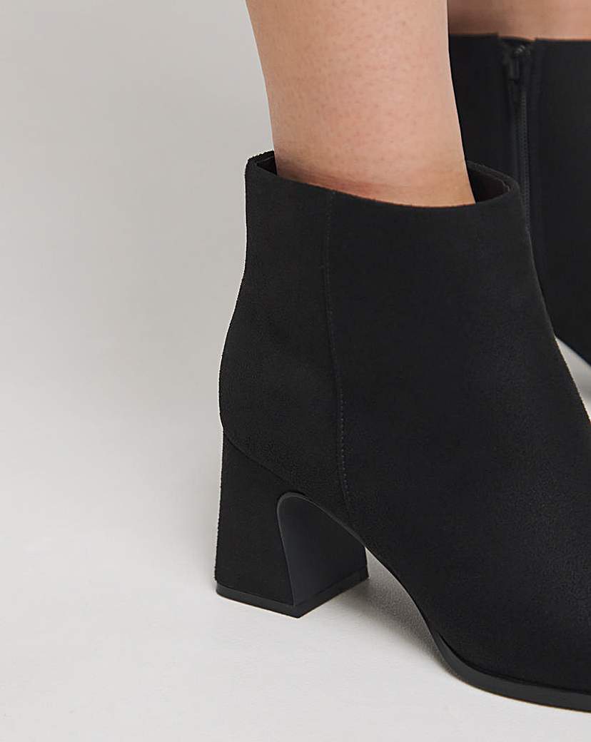 Block Heel Low Cut Boots Wide