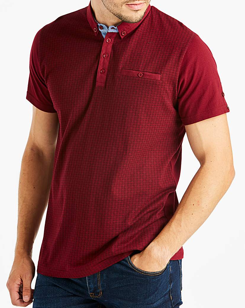 Image of Burgundy S/S Geo Print Polo L