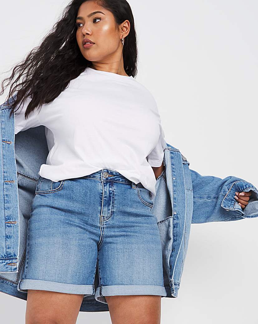Light Stonewash Mom Shorts